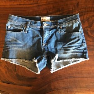 Roxy shorts